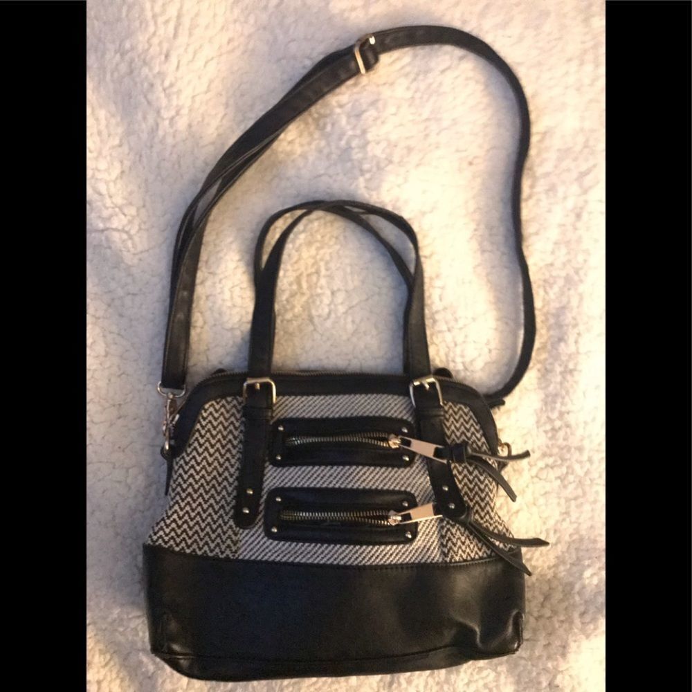 Tweed Handbag Black 11”